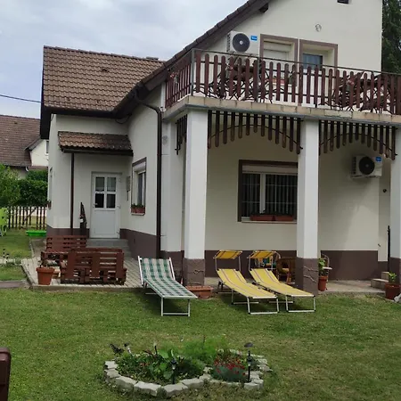펜션 Sleeps 18 - Lakeview - House -
